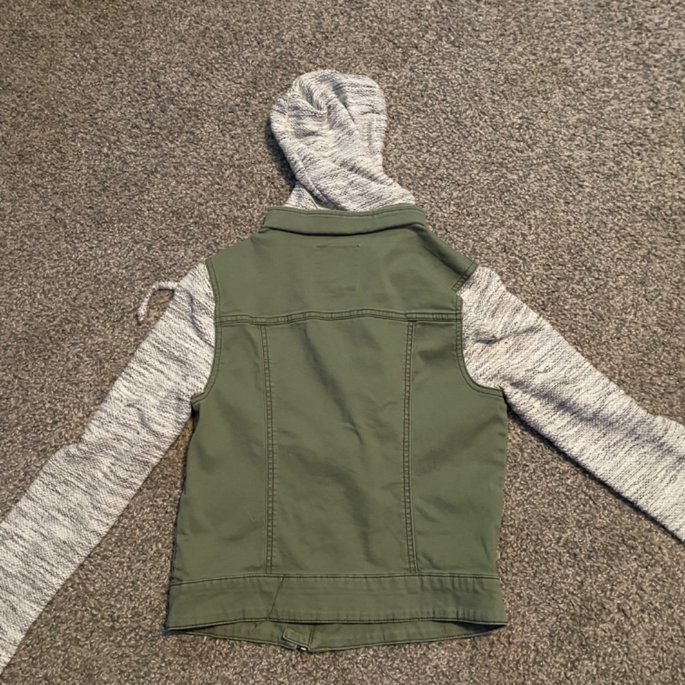 jacket - Picture 2 of 2